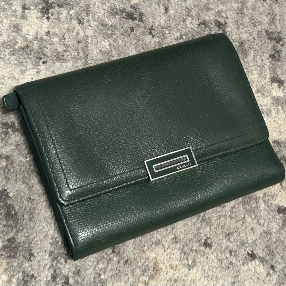 Coach / Vintage Olive Green Tri-fold Wallet with Silver Metal Logo Clasp Closure